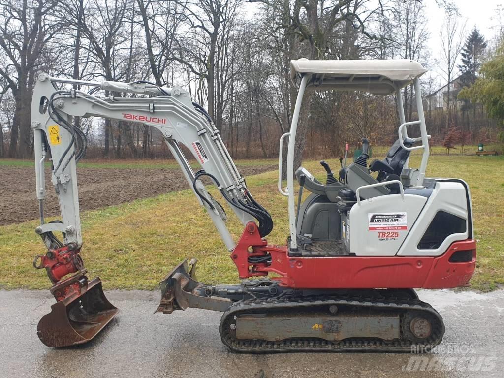 Takeuchi TB 225 Mini bageri <7t