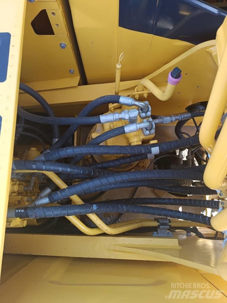 Komatsu PC 200 Bageri gusjeničari
