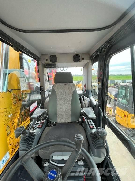 Komatsu PW 148-11 Bageri na kotačima
