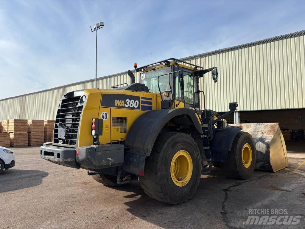 Komatsu WA 380-8 Utovarivači na kotačima