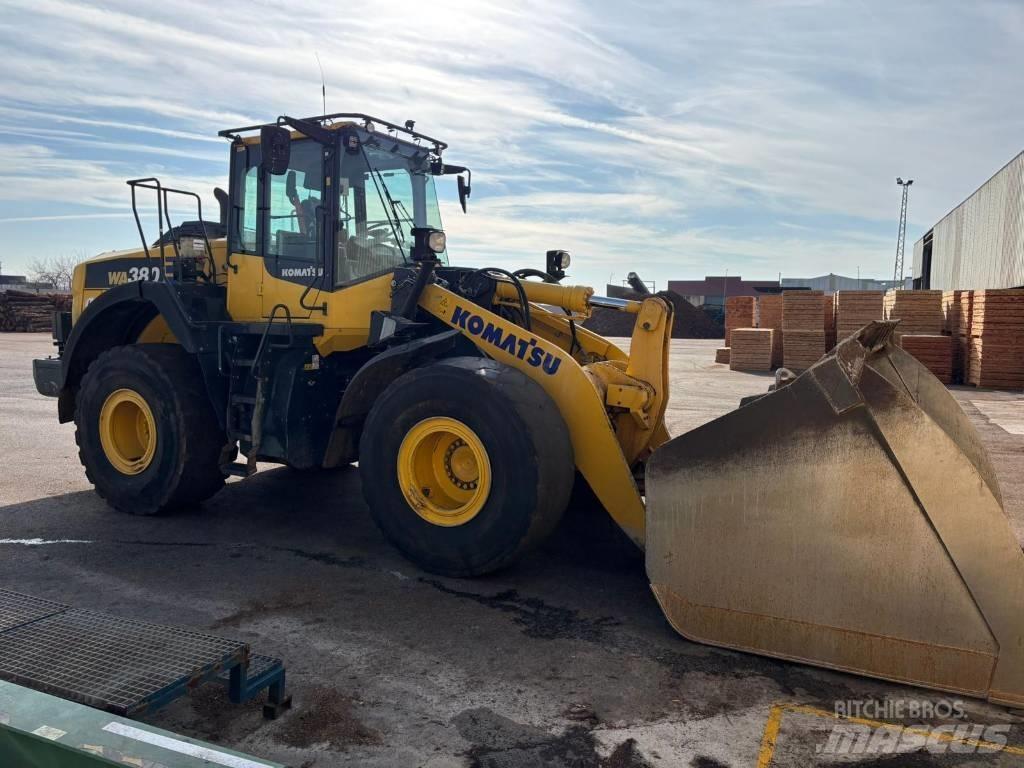 Komatsu WA 380-8 Utovarivači na kotačima