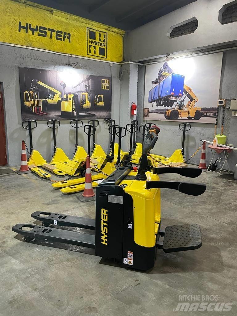 Hyster P2.0UTS Nisko podizni električni viličar sa platformu