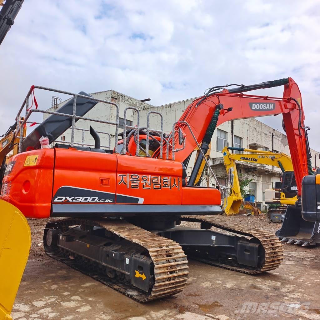 Doosan DX 300LC-9C Bageri gusjeničari
