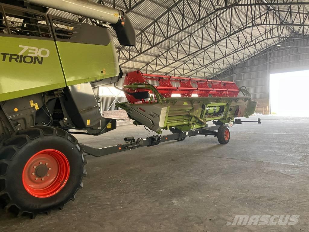 CLAAS Trion 730 Kombajni