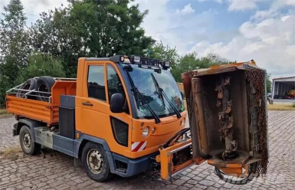 Multicar M 30 Vozila za prijevoz opreme za rad