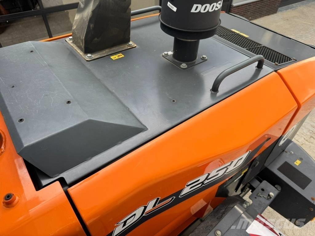 Doosan DL 250-7 Utovarivači na kotačima