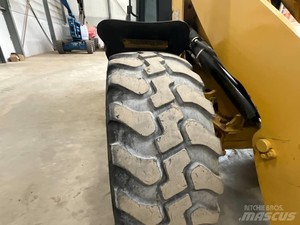 CAT 908 H Utovarivači na kotačima