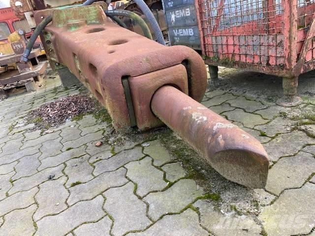 Montabert BRV 43 Čekići