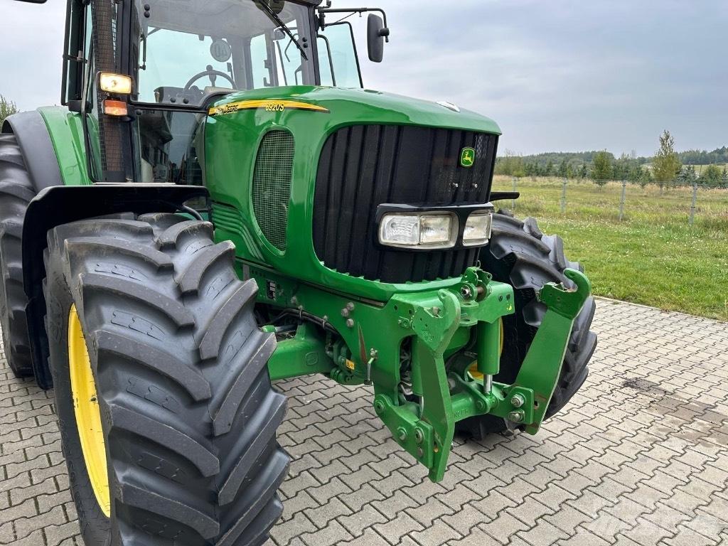John Deere 6920 S Traktori