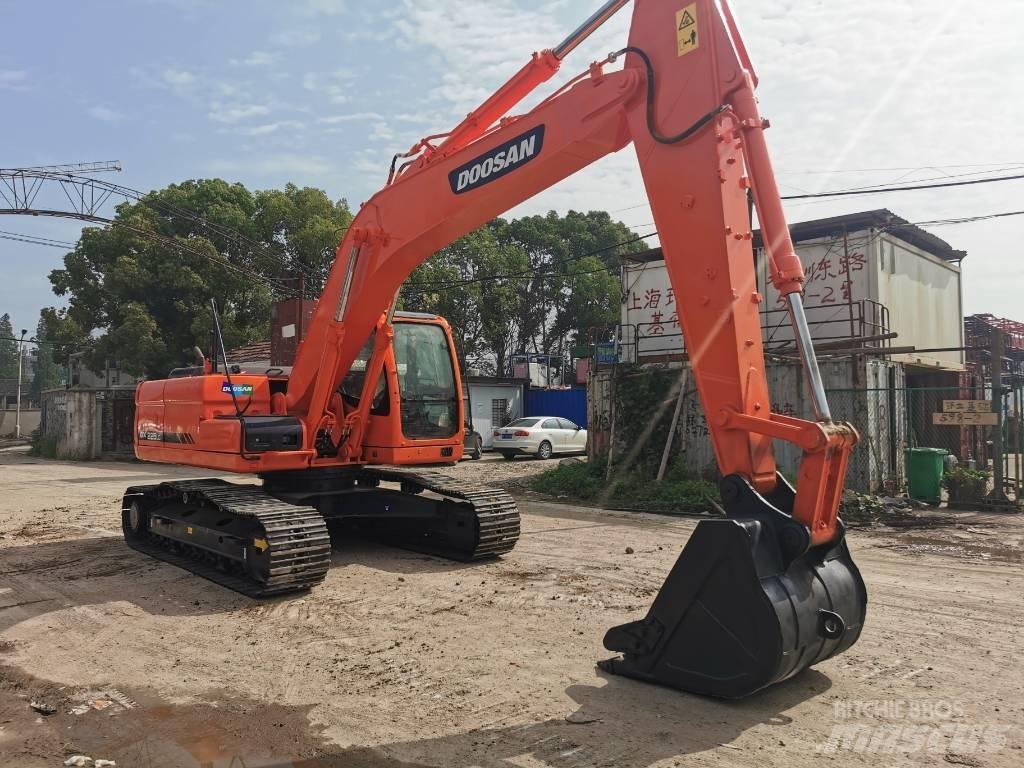 Doosan DH 225 LC-7 Bageri gusjeničari