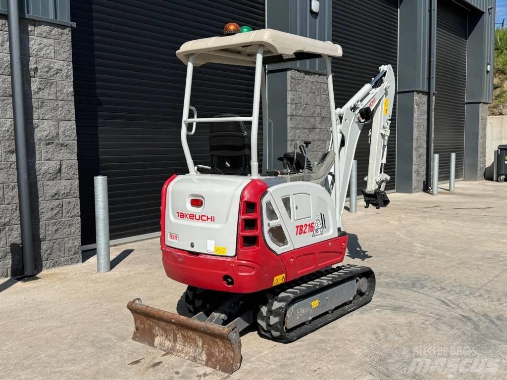 Takeuchi TB 216 Mini bageri <7t