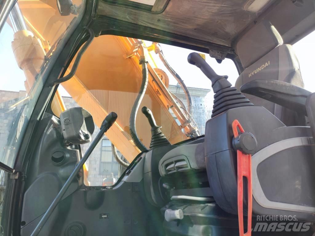 Hyundai R220NLC-9A Bageri gusjeničari