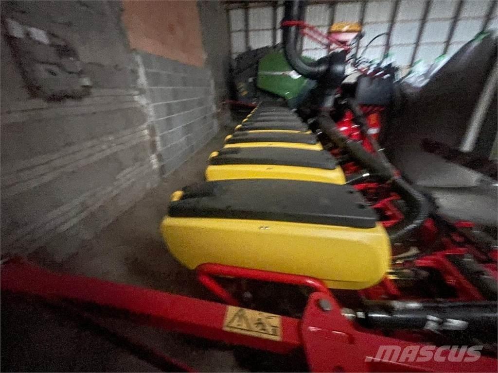 Väderstad TPV 12 Precizne sijačice