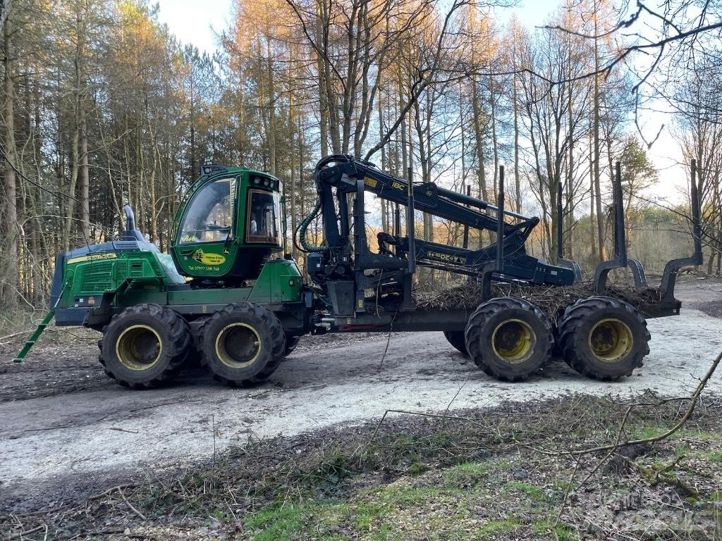 John Deere 1110G Forvarderi