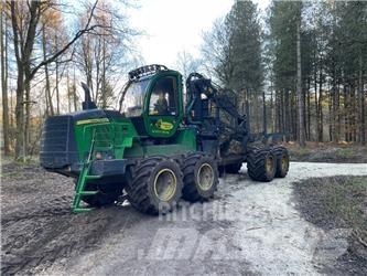 John Deere 1110G Forvarderi