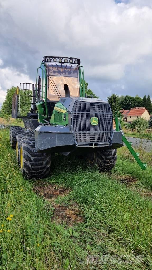 John Deere 1010G Forvarderi