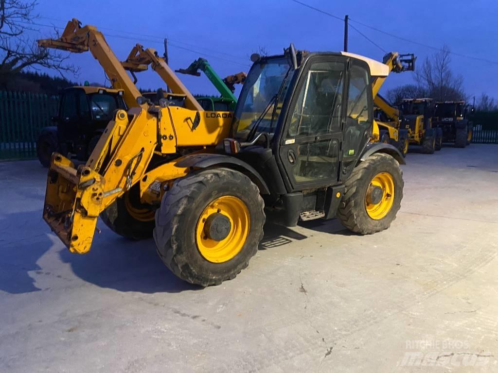 JCB 541-70 Poljoprivredni teleskopski utovarivači