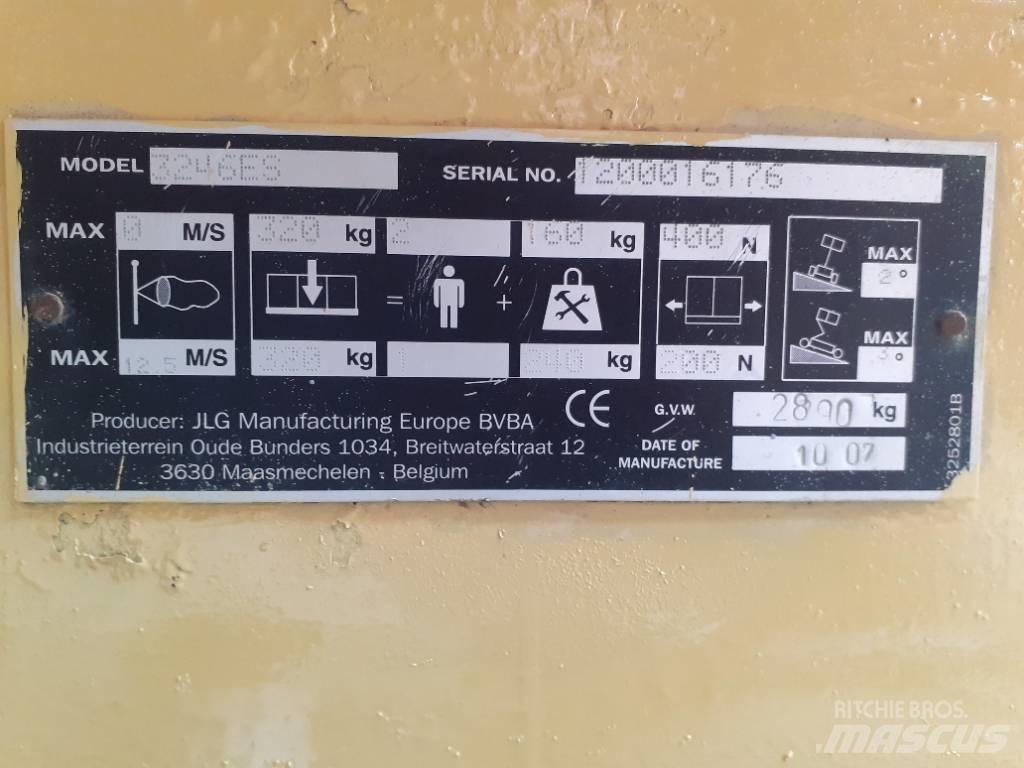 JLG 3246 ES Škaraste platforme