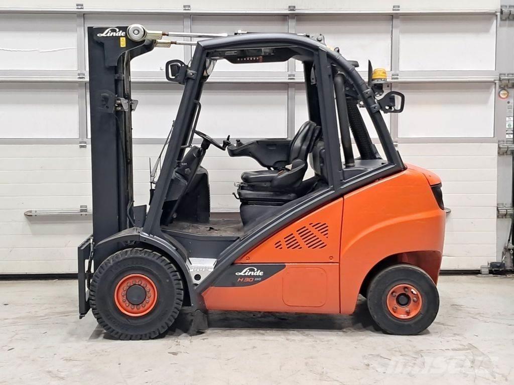 Linde H30D-02 Dizelski viličari