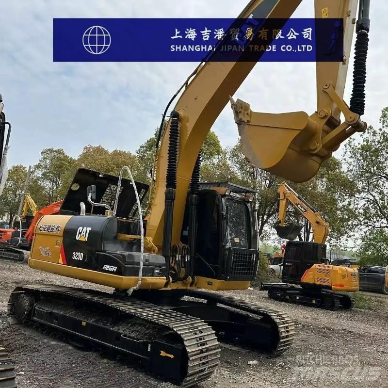 CAT 323 D Bageri gusjeničari
