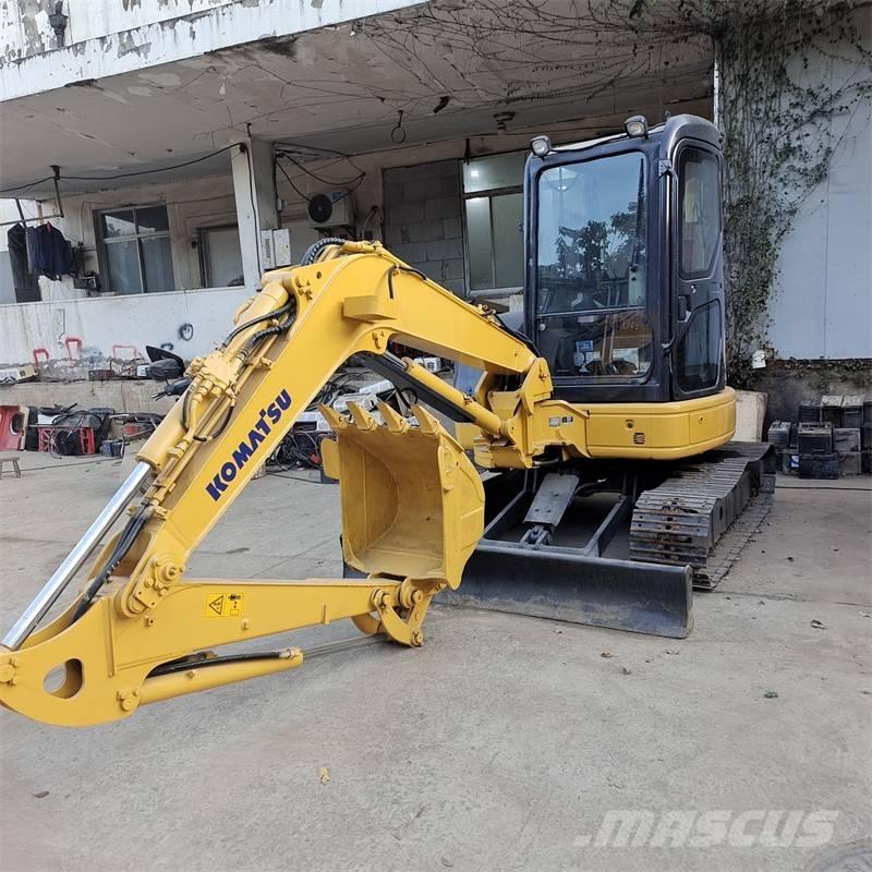 Komatsu PC 40 Mini bageri <7t