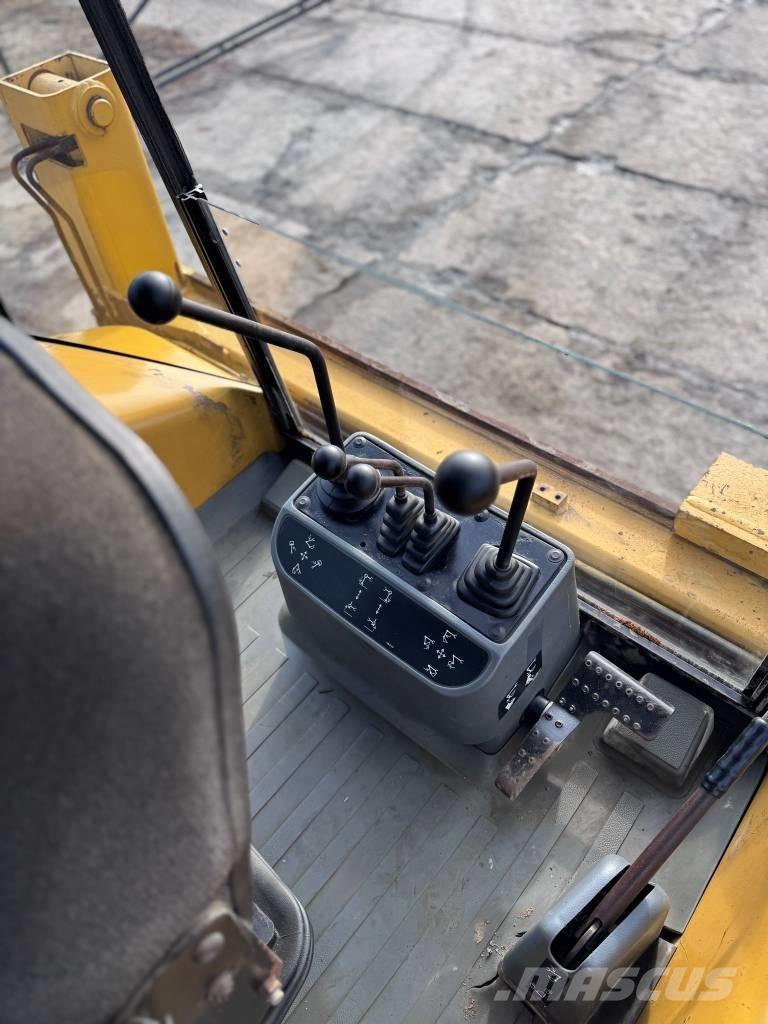 CAT 428 C Utovarni rovokopači