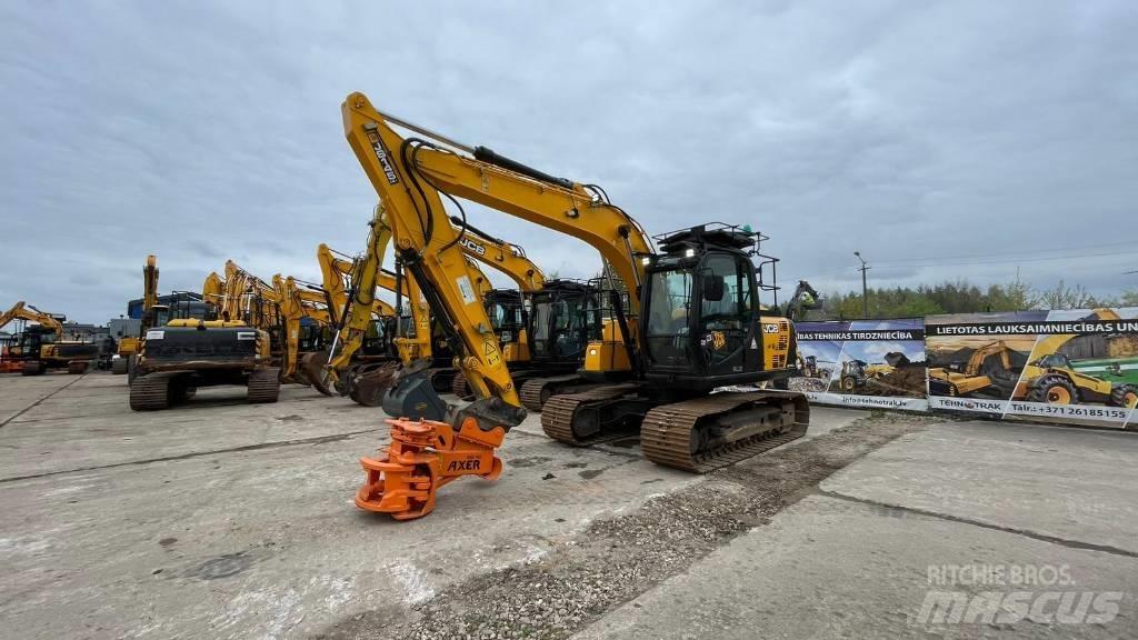 JCB JS 145 LC Bageri gusjeničari