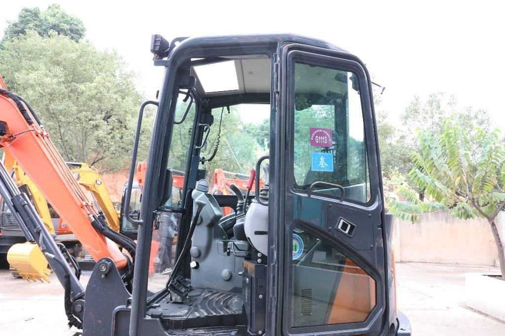 Hitachi ZX 55 USR Mini bageri <7t