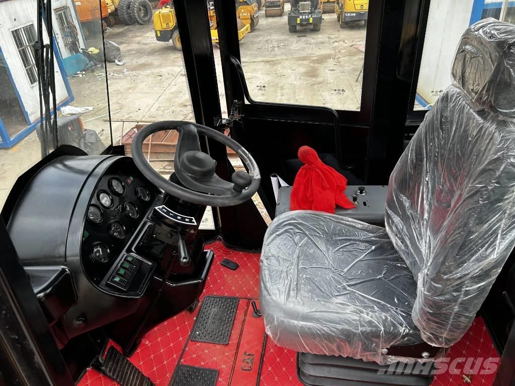 CAT 966H Utovarivači na kotačima