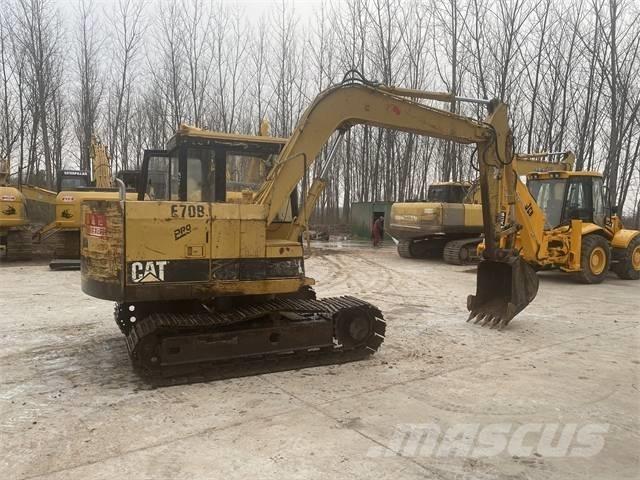 CAT E70B Bageri gusjeničari