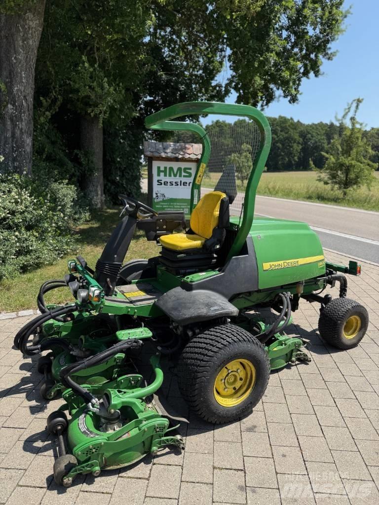John Deere 8800 Traktorske kosilice