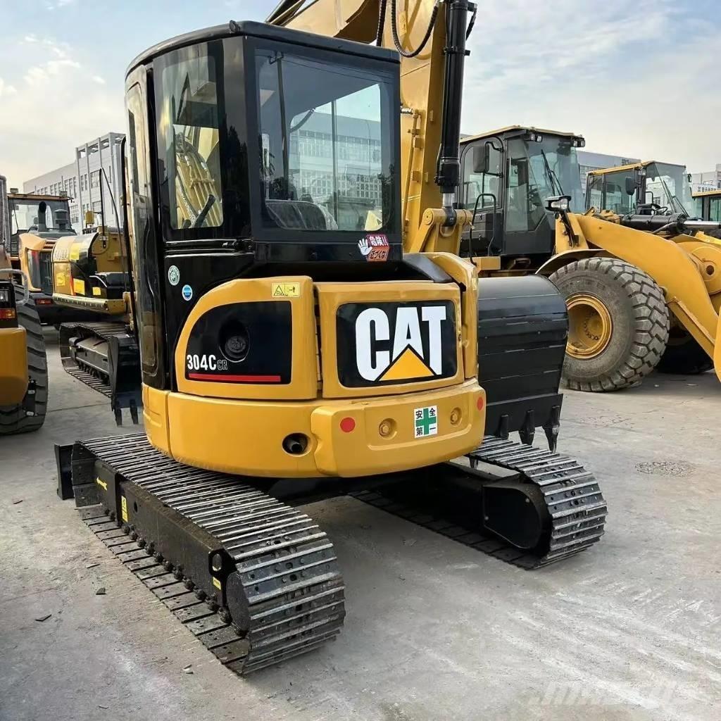 CAT 304C CR Mini bageri <7t