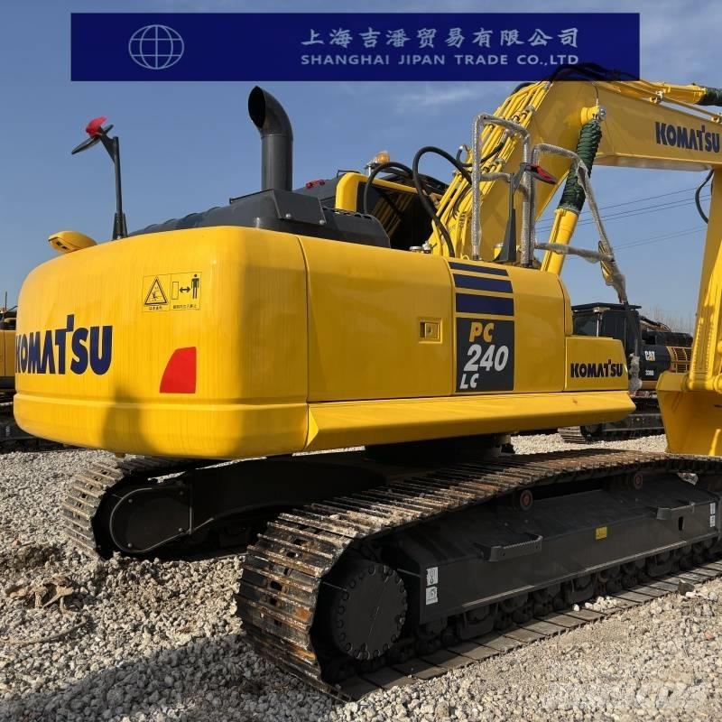 Komatsu PC 240 Bageri gusjeničari