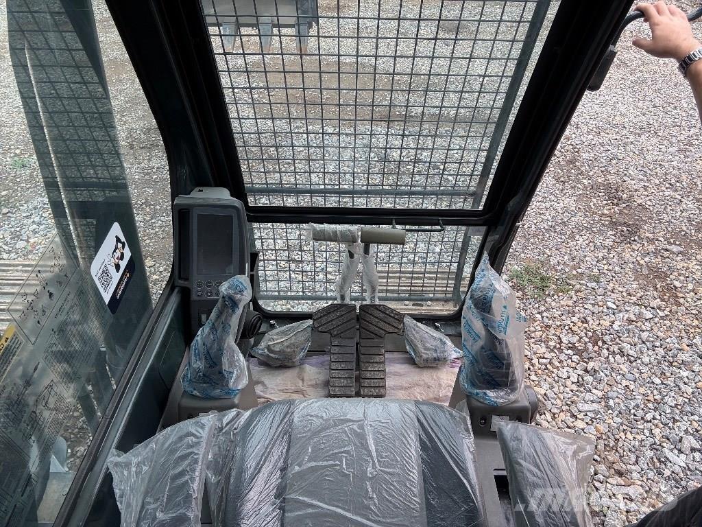 Hyundai Robex 220 LS Bageri gusjeničari