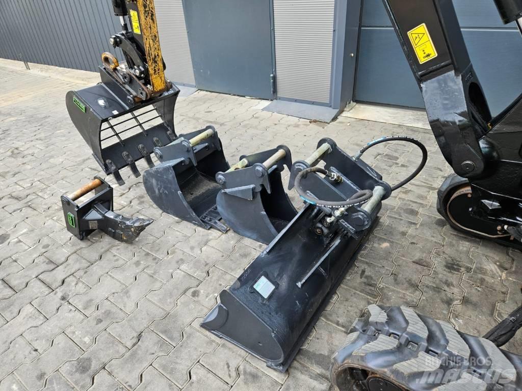 CAT 301.8 CR Mini bageri <7t