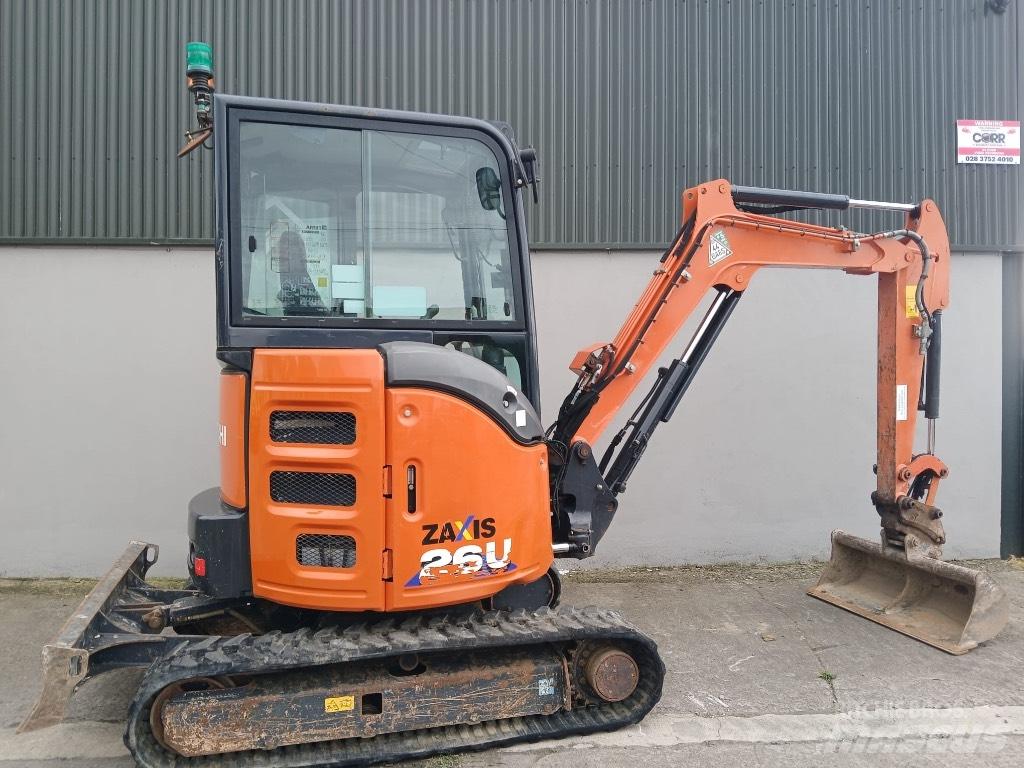 Hitachi ZX 26 U-6 Mini bageri <7t