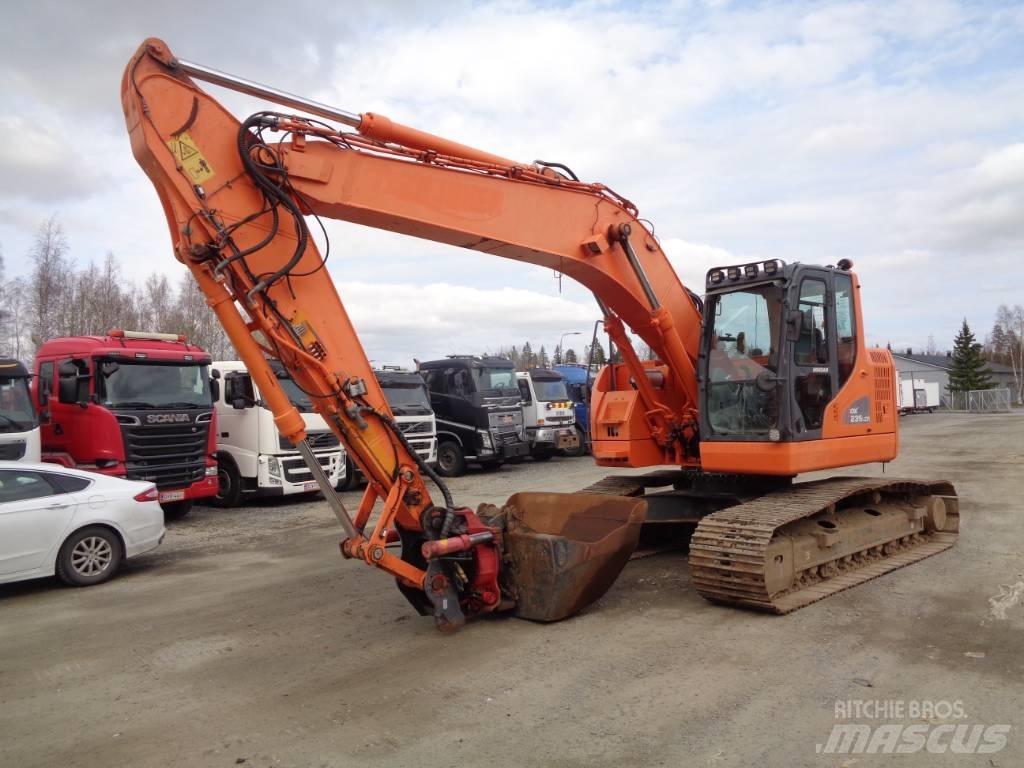 Doosan 235 LCR Bageri gusjeničari