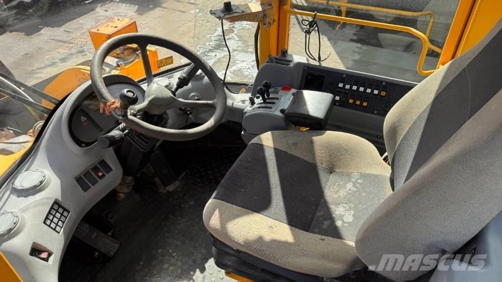 Volvo L 180 E Utovarivači na kotačima