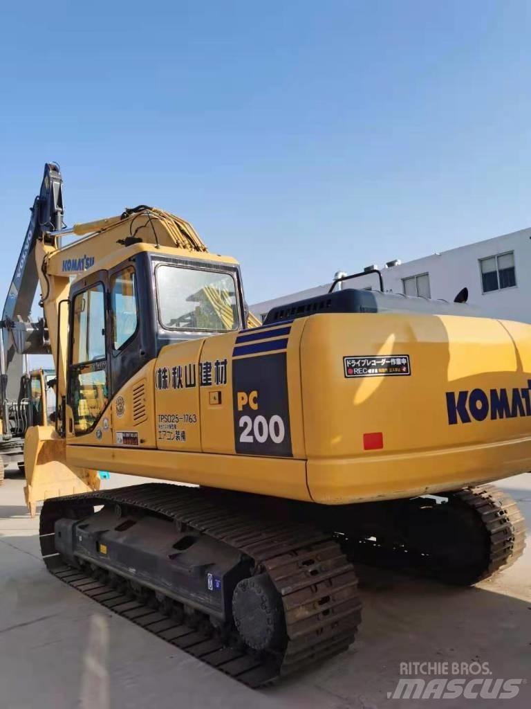 Komatsu PC 200-7 Bageri gusjeničari