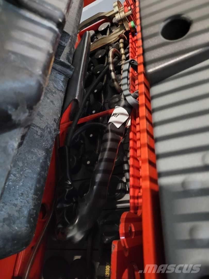 Linde V08 Niskopodizni komisioni viličar