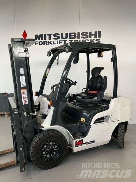 Mitsubishi FD25N3 Dizelski viličari