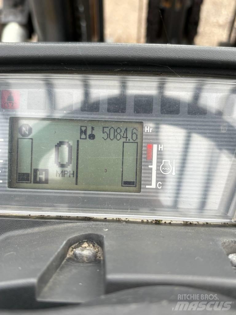 CAT DP40NT Dizelski viličari