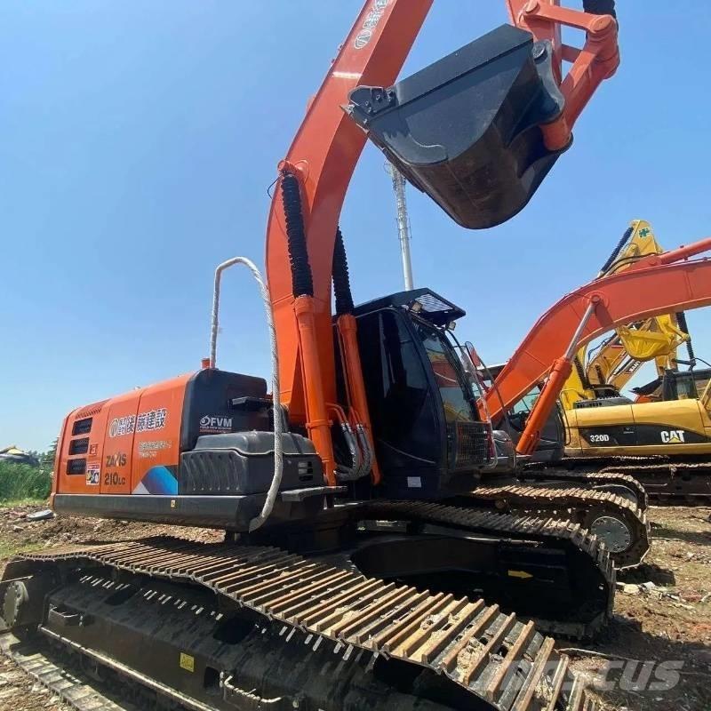 Hitachi ZX 210 Bageri gusjeničari