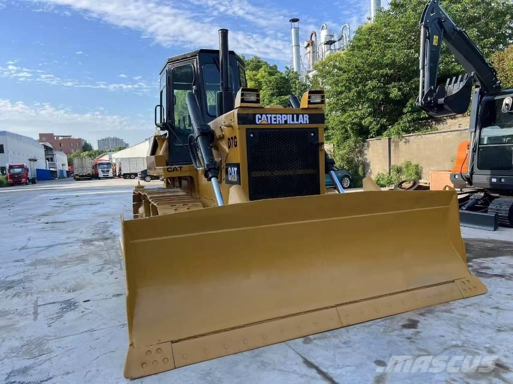 CAT D 7 G Buldožeri gusjeničari