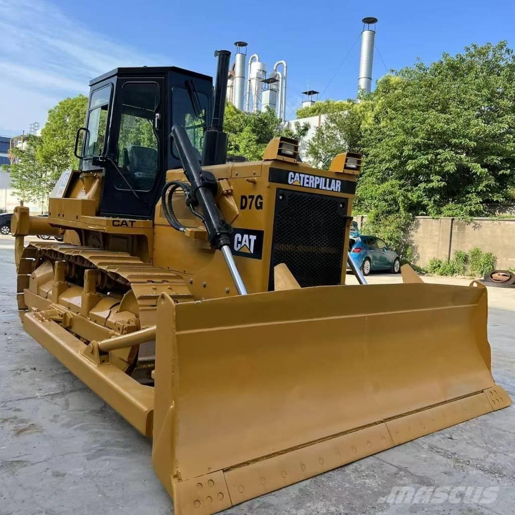 CAT D 7 G Buldožeri gusjeničari