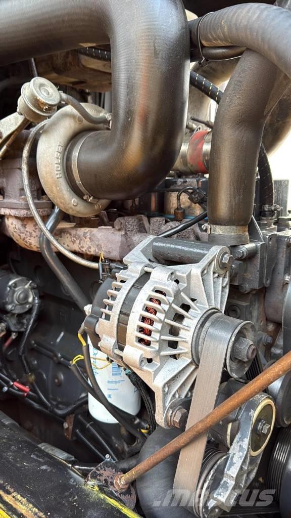 JCB 718 Zglobni demperi