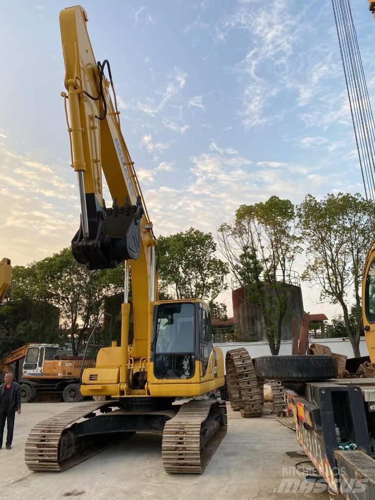Komatsu PC 220 Bageri gusjeničari