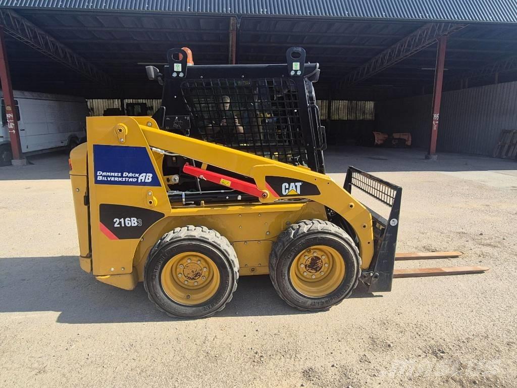 CAT 216B Skid steer mini utovarivači
