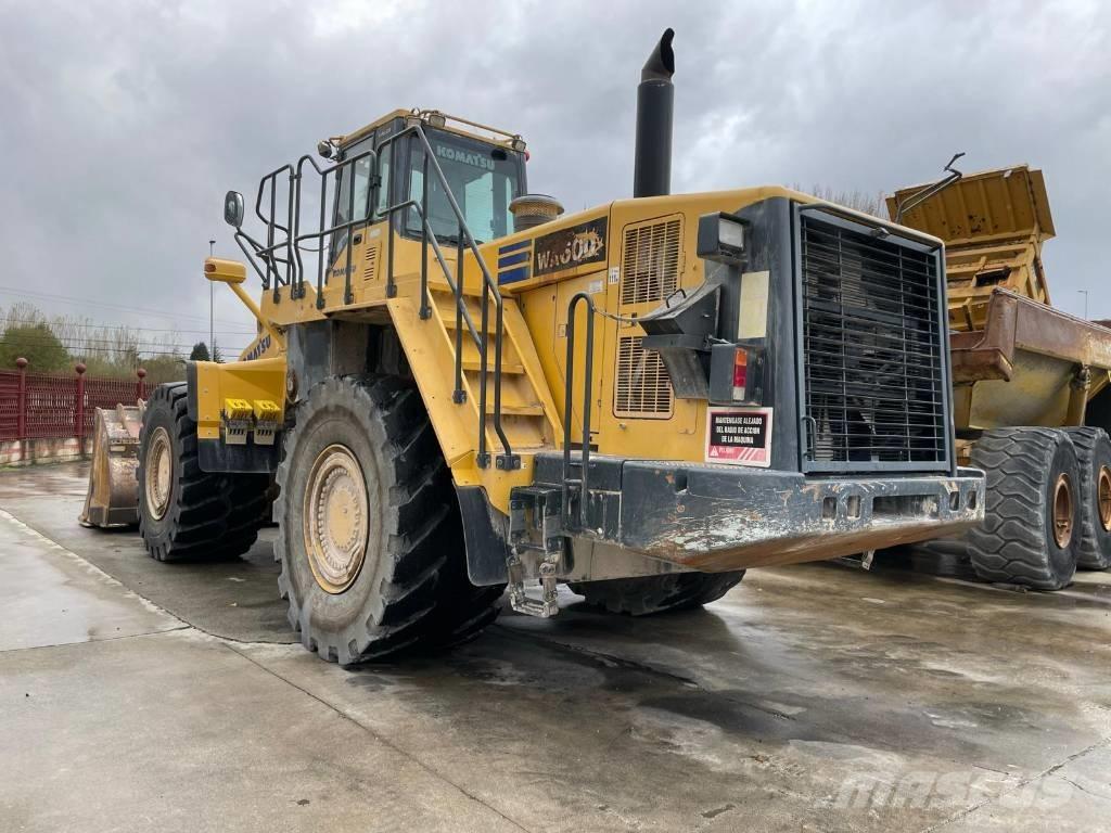 Komatsu WA 600-6 Utovarivači na kotačima