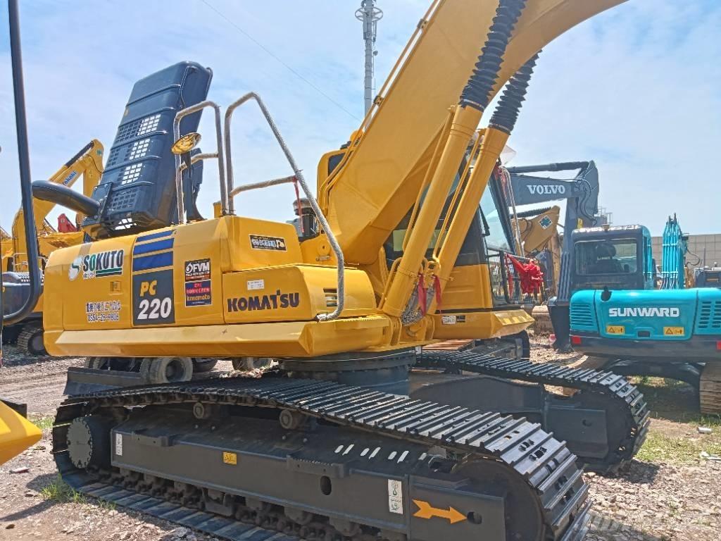Komatsu PC 220-8 Bageri gusjeničari